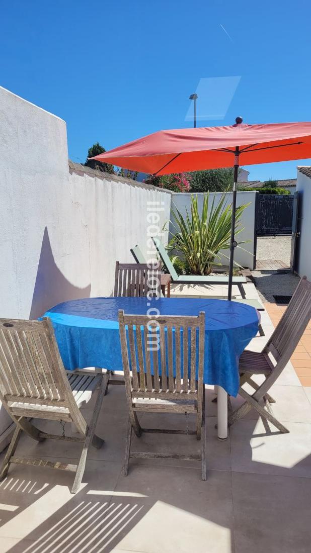 Photo 9: An accomodation located in Les Portes-en-R&eacute; on ile de R&eacute;.