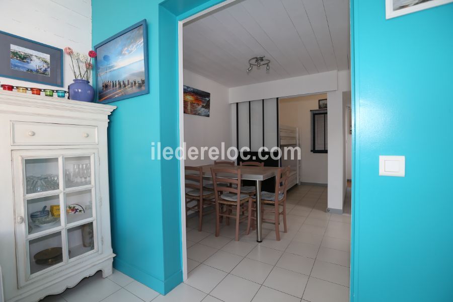 Photo 4: An accomodation located in Les Portes-en-R&eacute; on ile de R&eacute;.