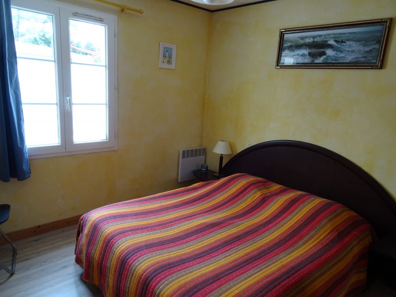 Photo 7: An accomodation located in Sainte-Marie-de-Ré on ile de Ré.