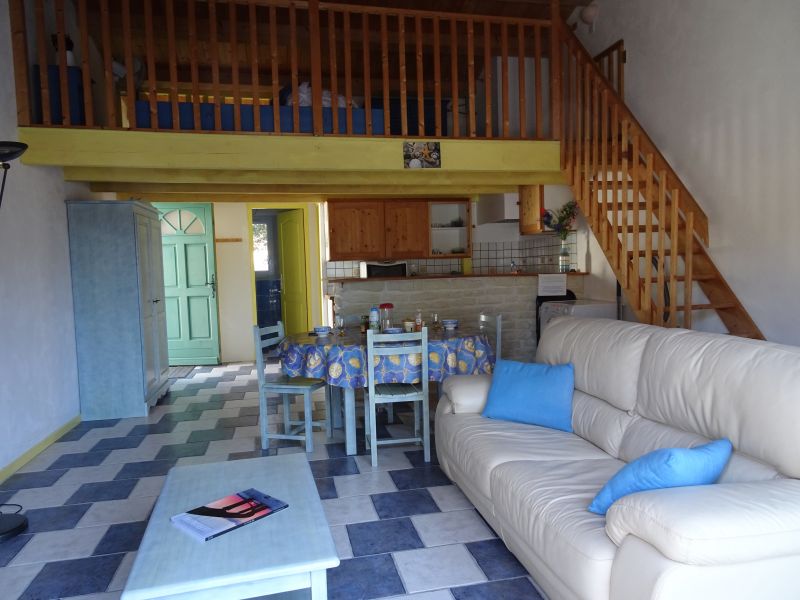 Photo 4: An accomodation located in Sainte-Marie-de-Ré on ile de Ré.