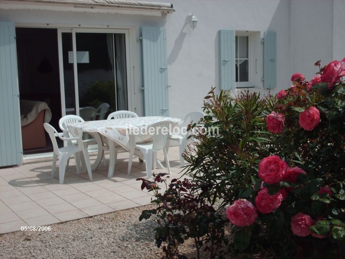 Photo 2: An accomodation located in Saint-Martin-de-Ré on ile de Ré.