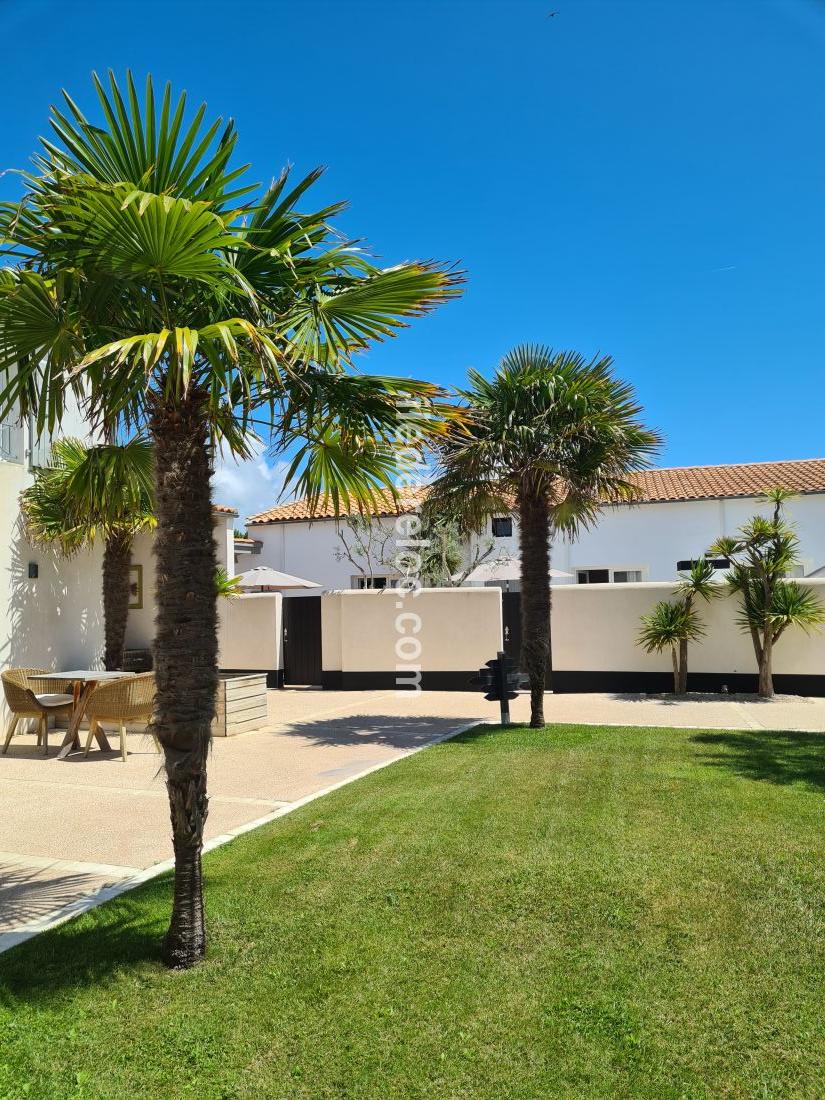 Photo 9: An accomodation located in La Couarde-sur-mer on ile de Ré.