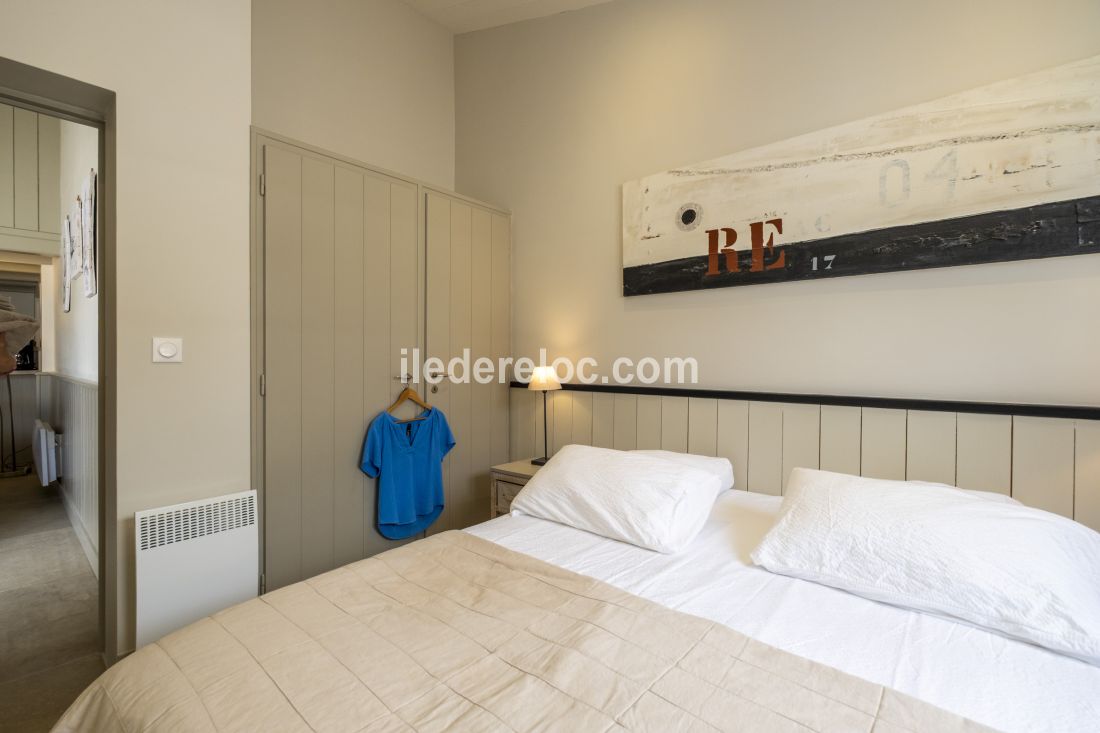 Photo 5: An accomodation located in La Couarde-sur-mer on ile de Ré.