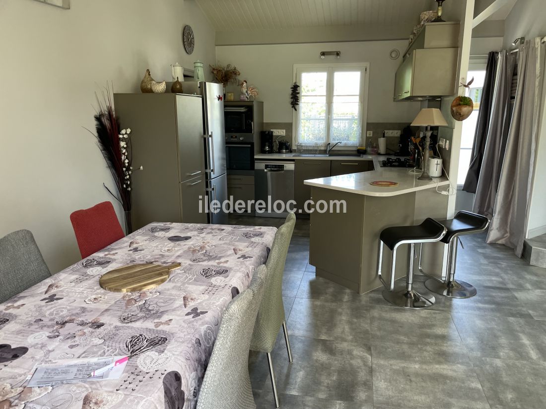 Photo 10: An accomodation located in Le Bois-Plage-en-Ré on ile de Ré.