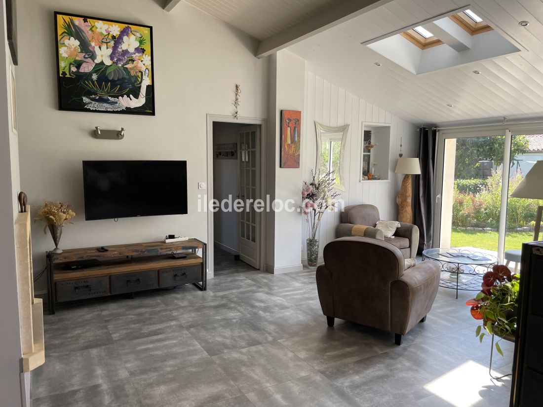 Photo 8: An accomodation located in Le Bois-Plage-en-Ré on ile de Ré.