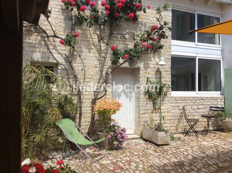 Photo 23: An accomodation located in Sainte-Marie-de-Ré on ile de Ré.