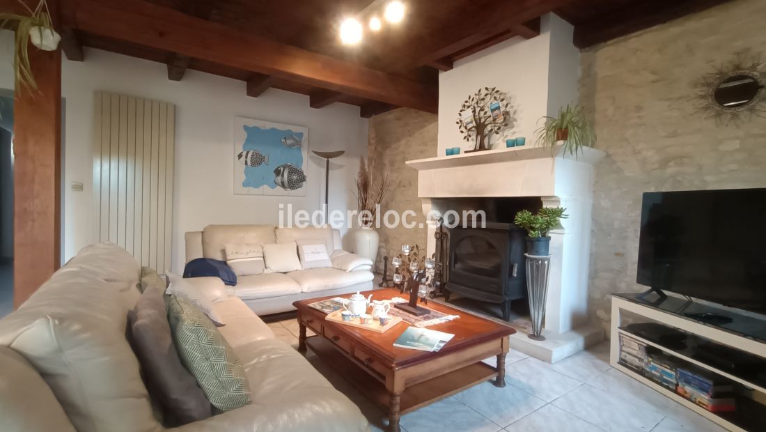 Photo 21: An accomodation located in Sainte-Marie-de-R&eacute; on ile de R&eacute;.