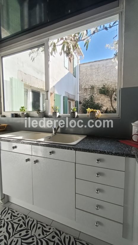 Photo 13: An accomodation located in Sainte-Marie-de-R&eacute; on ile de R&eacute;.