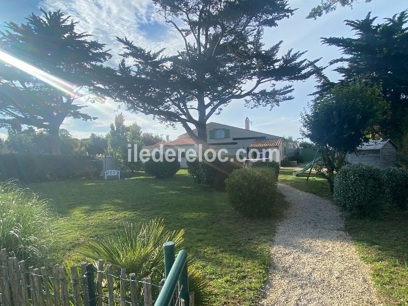 Photo 14: An accomodation located in Saint-Martin-de-Ré on ile de Ré.