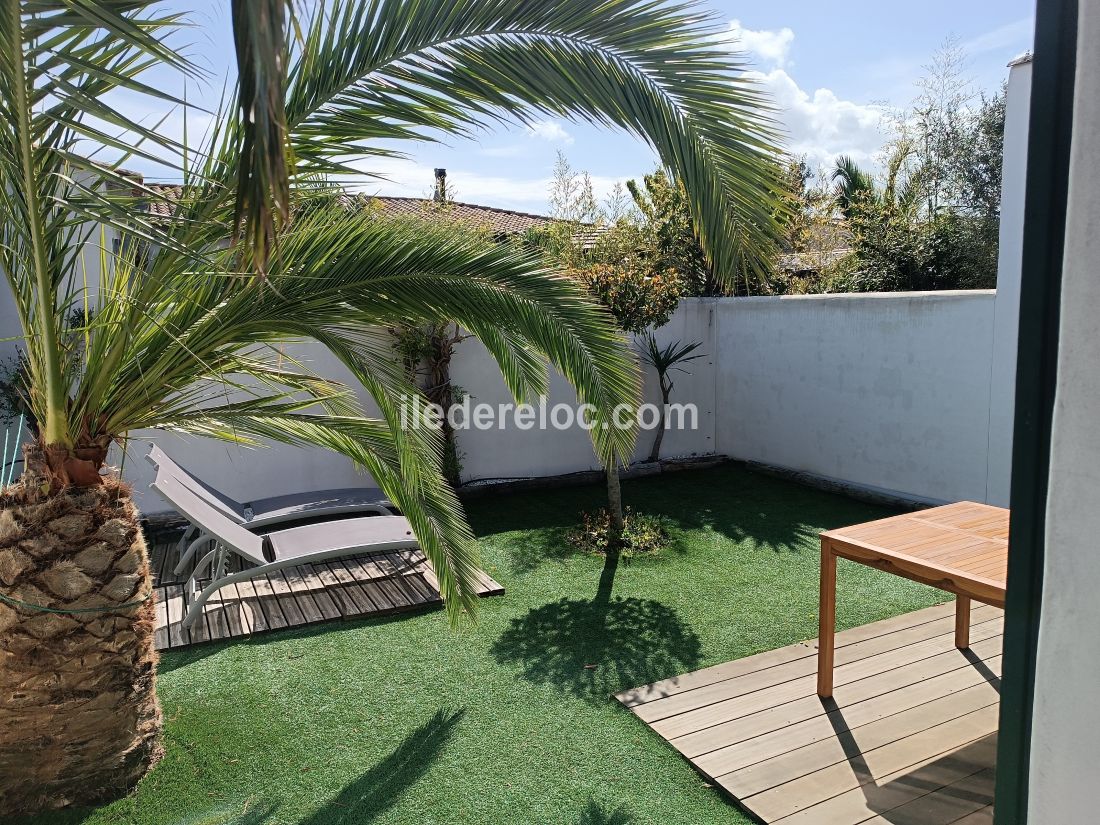 Photo 21: An accomodation located in Le Bois-Plage-en-Ré on ile de Ré.