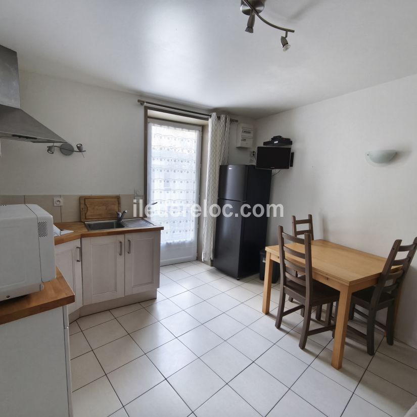 Photo 8: An accomodation located in Le Bois-Plage-en-R&eacute; on ile de R&eacute;.
