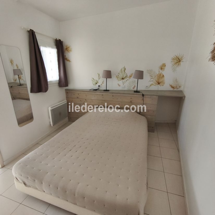 Photo 11: An accomodation located in Le Bois-Plage-en-R&eacute; on ile de R&eacute;.