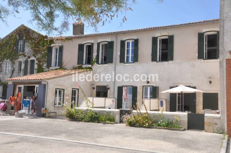 Photo 15: An accomodation located in La Flotte-en-Ré on ile de Ré.