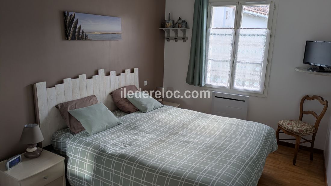 Photo 5: An accomodation located in La Flotte-en-R&eacute; on ile de R&eacute;.