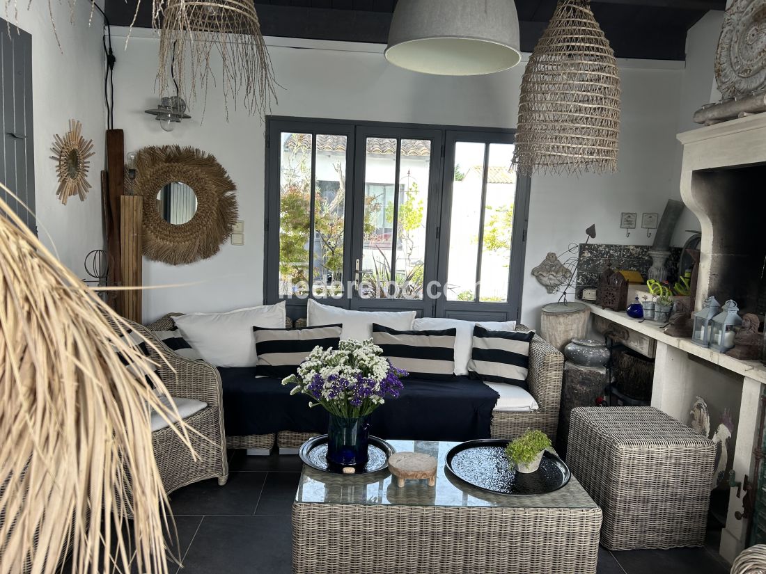 Photo 11: An accomodation located in La Couarde-sur-mer on ile de Ré.