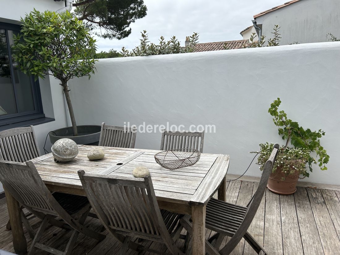 Photo 5: An accomodation located in La Couarde-sur-mer on ile de Ré.
