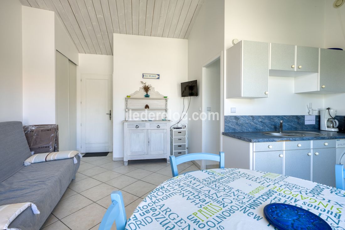 Photo 7: An accomodation located in La Flotte-en-R&eacute; on ile de R&eacute;.