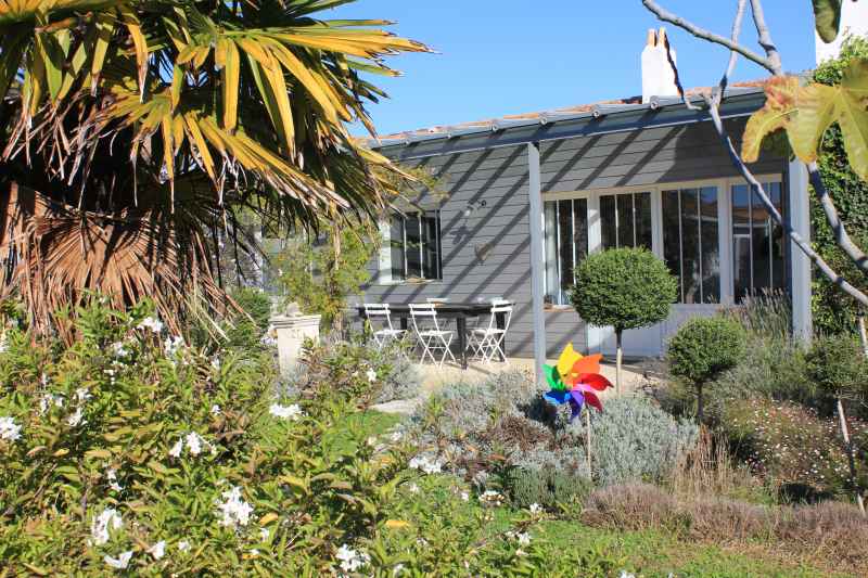 Photo 10: An accomodation located in La Flotte-en-Ré on ile de Ré.