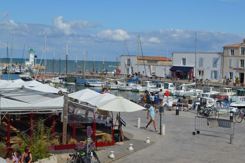 Photo 14: An accomodation located in La Flotte-en-Ré on ile de Ré.