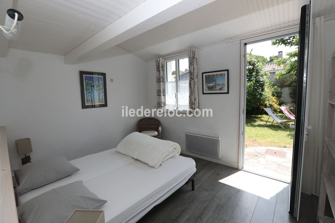 Photo 5: An accomodation located in Les Portes-en-Ré on ile de Ré.