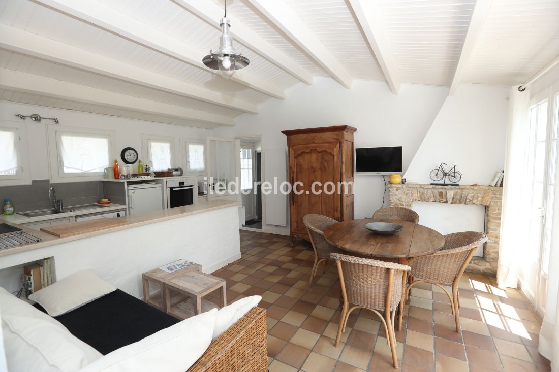 Photo 4: An accomodation located in Les Portes-en-Ré on ile de Ré.