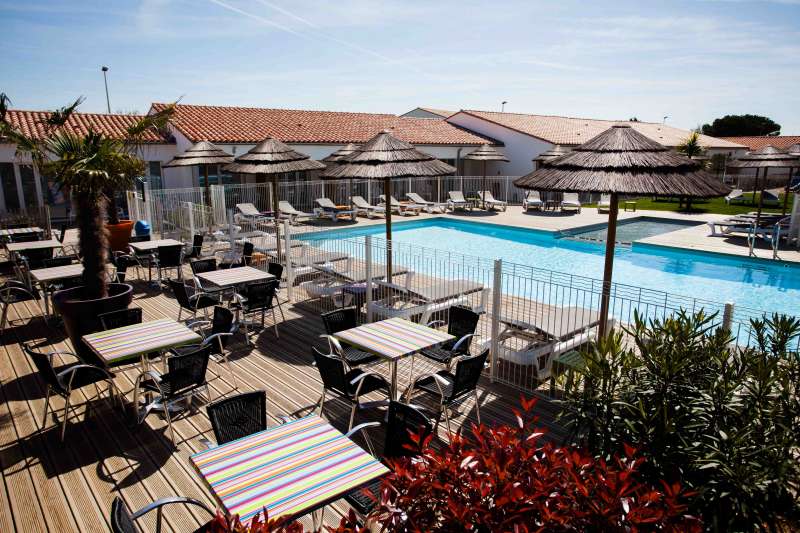 Photo 7: An accomodation located in Sainte-Marie-de-Ré on ile de Ré.