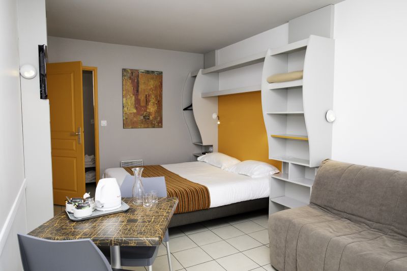 Photo 13: An accomodation located in Sainte-Marie-de-Ré on ile de Ré.