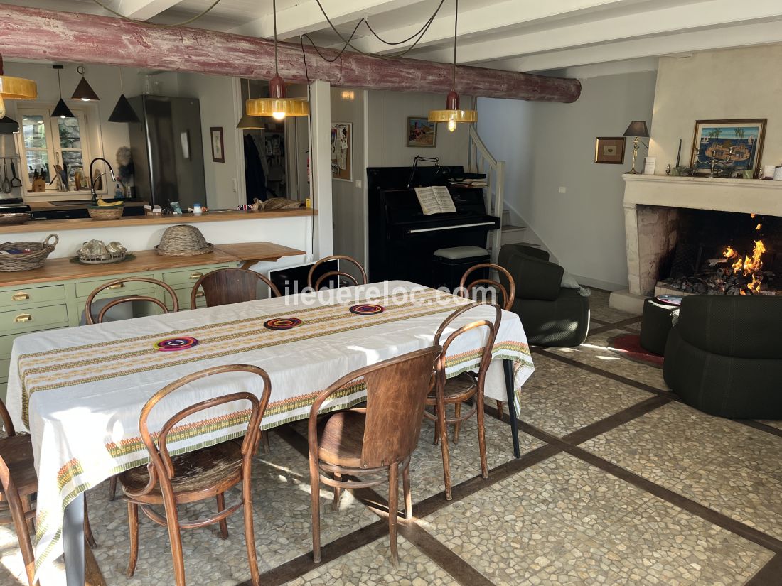 Photo 11: An accomodation located in Sainte-Marie-de-R&eacute; on ile de R&eacute;.