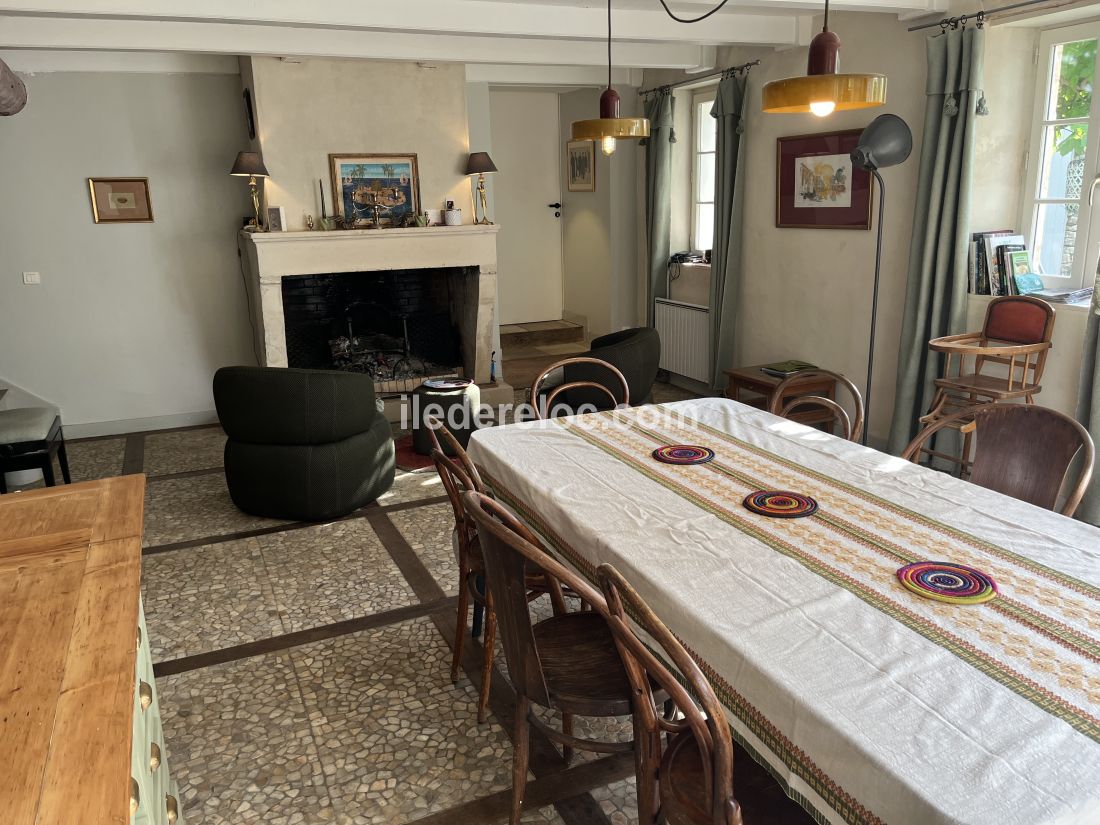 Photo 13: An accomodation located in Sainte-Marie-de-R&eacute; on ile de R&eacute;.
