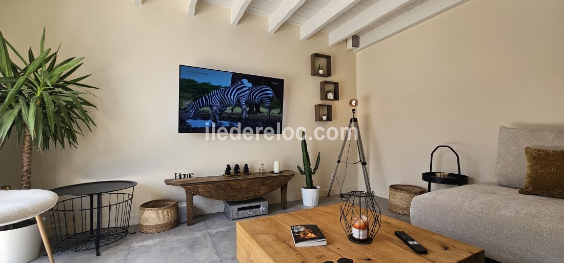Photo 11: An accomodation located in La Flotte-en-Ré on ile de Ré.