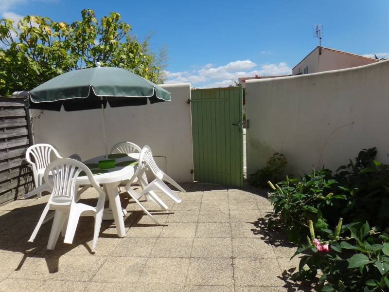 Photo 9: An accomodation located in La Flotte-en-Ré on ile de Ré.