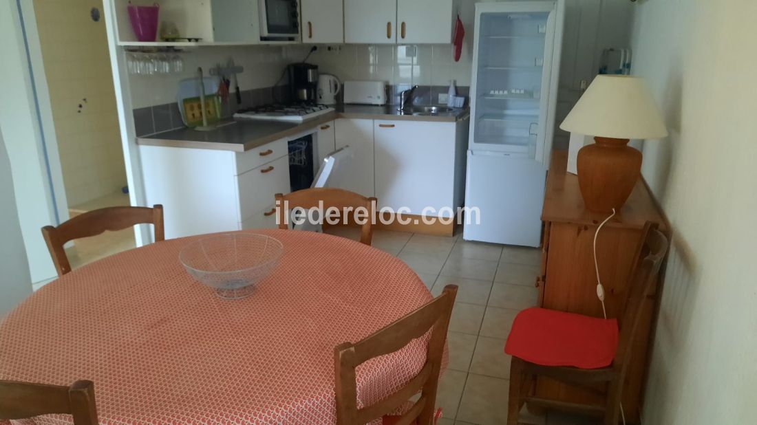 Photo 5: An accomodation located in La Flotte-en-R&eacute; on ile de R&eacute;.