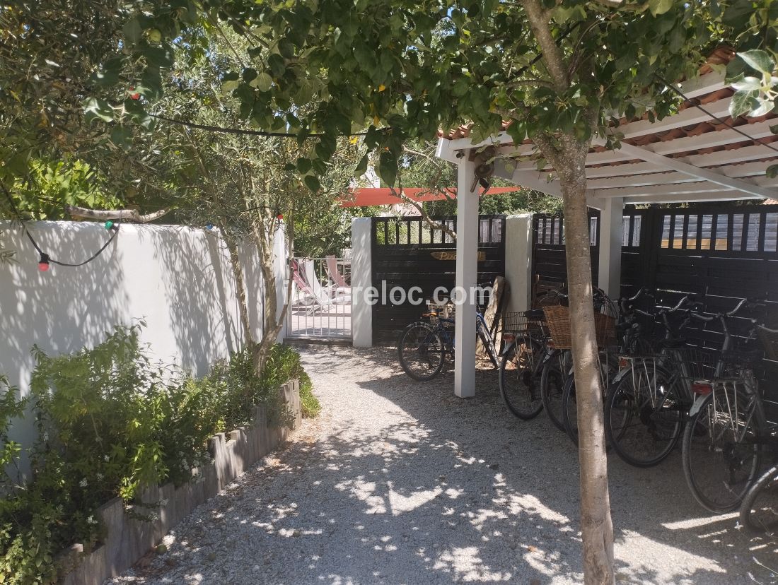 Photo 28: An accomodation located in Rivedoux-Plage on ile de R&eacute;.