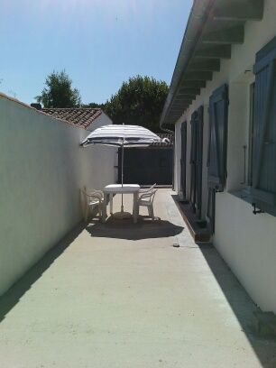 Photo 7: An accomodation located in Les Portes-en-Ré on ile de Ré.