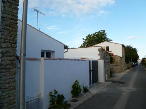 Photo 12: An accomodation located in Les Portes-en-Ré on ile de Ré.