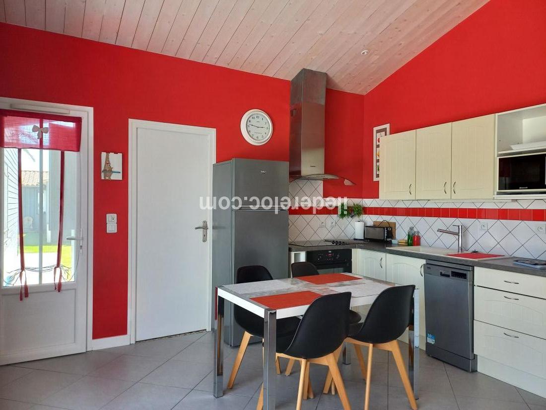 Photo 4: An accomodation located in Le Bois-Plage-en-Ré on ile de Ré.