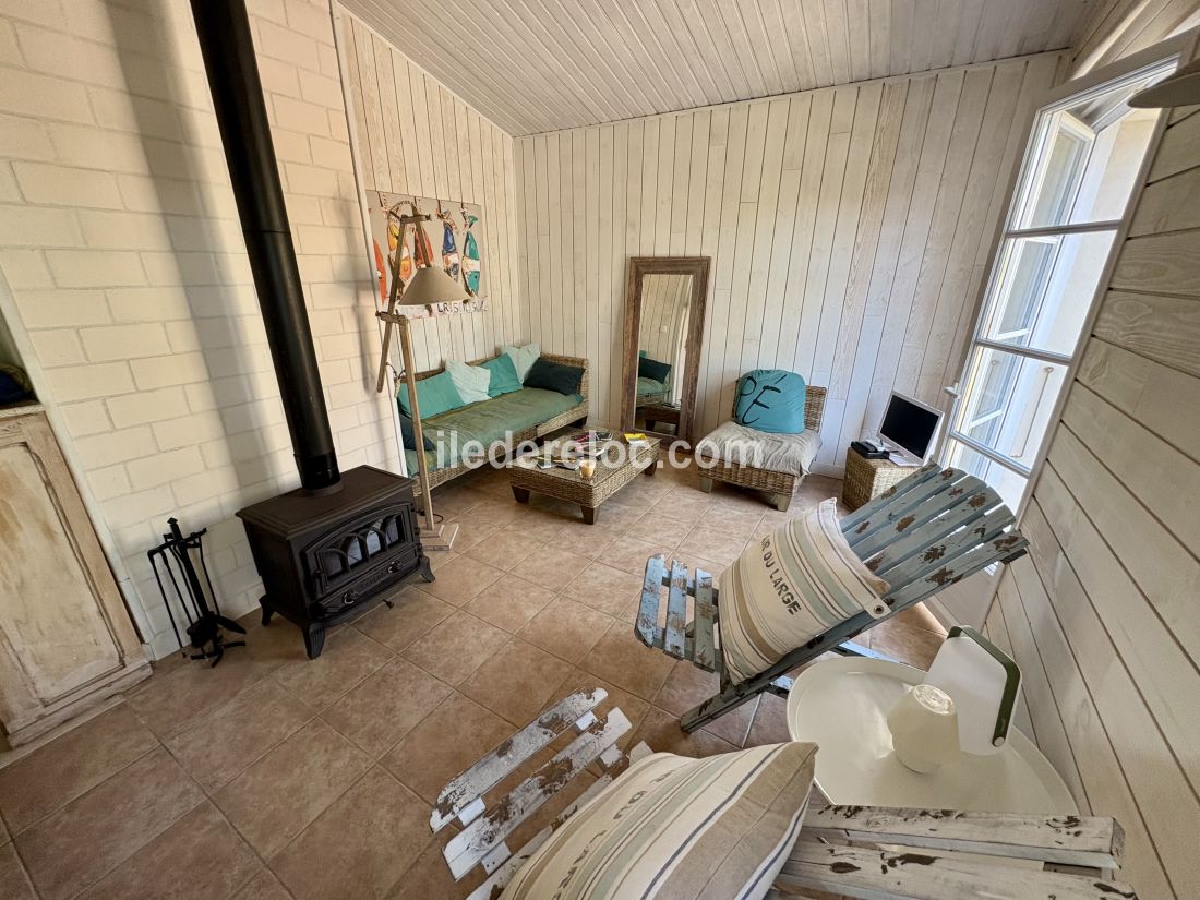 Photo 11: An accomodation located in Loix on ile de R&eacute;.