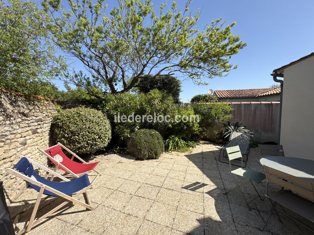 Photo 6: An accomodation located in Loix on ile de R&eacute;.