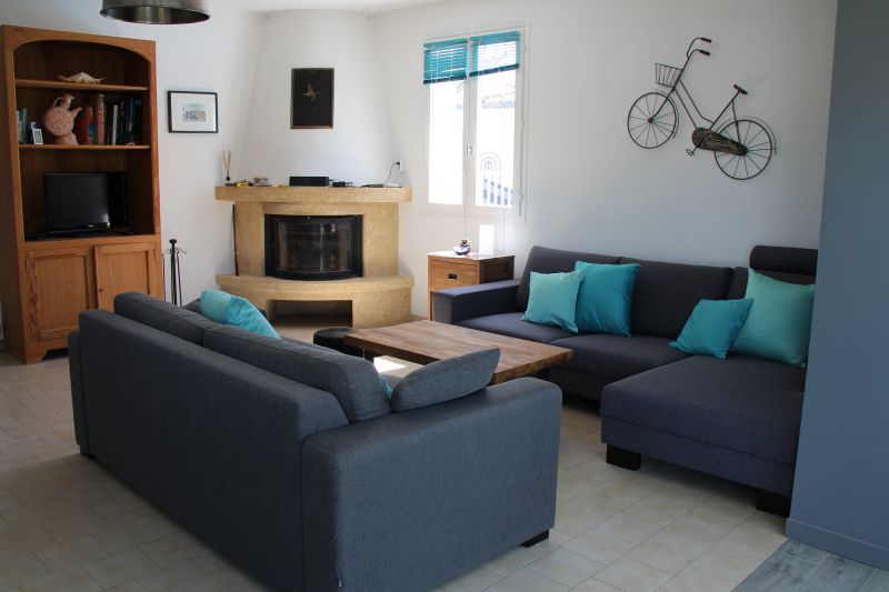 Photo 9: An accomodation located in La Couarde-sur-mer on ile de Ré.