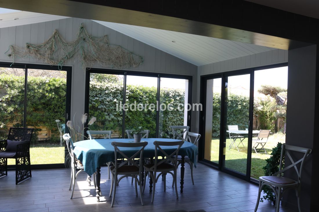 Photo 12: An accomodation located in La Couarde-sur-mer on ile de Ré.