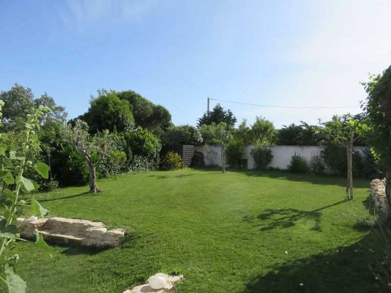 Photo 15: An accomodation located in Saint-Clément-des-Baleines on ile de Ré.