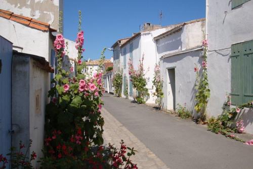 Photo 7: An accomodation located in Loix on ile de Ré.