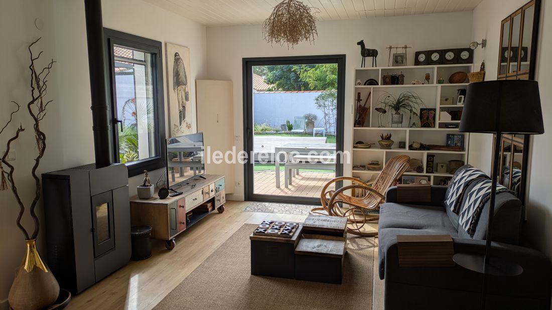 Photo 8: An accomodation located in Rivedoux-Plage on ile de Ré.