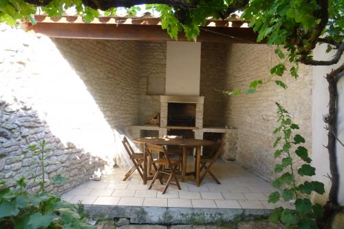 Photo 7: An accomodation located in Le Bois-Plage-en-Ré on ile de Ré.