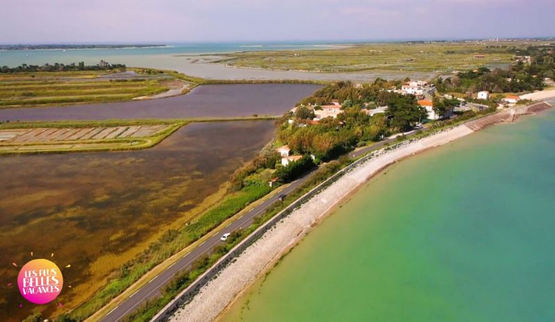 Photo 26: An accomodation located in La Couarde-sur-mer on ile de Ré.