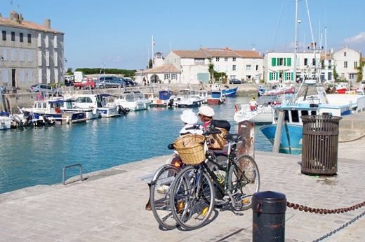 Photo 18: An accomodation located in La Couarde-sur-mer on ile de Ré.