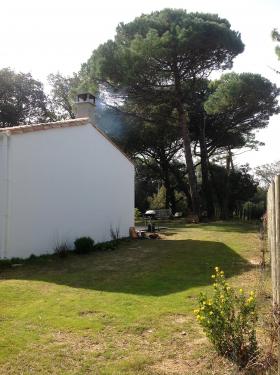 Photo 7: An accomodation located in La Couarde-sur-mer on ile de Ré.