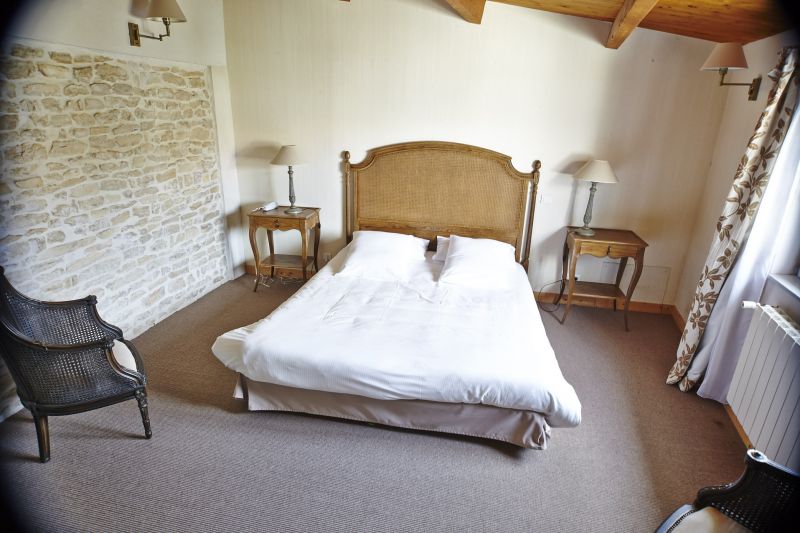 Photo 8: An accomodation located in La Couarde-sur-mer on ile de Ré.