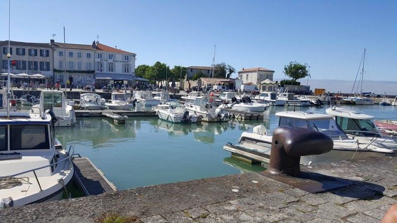 Photo 10: An accomodation located in La Flotte-en-Ré on ile de Ré.