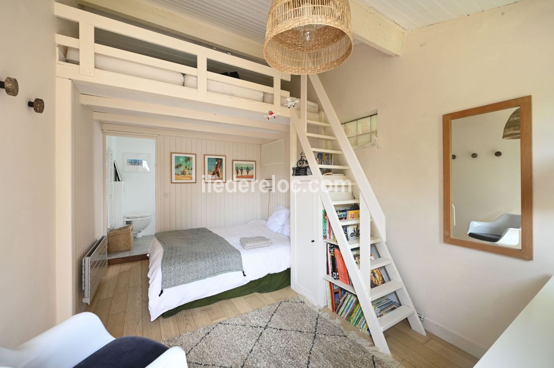 Photo 18: An accomodation located in Les Portes-en-Ré on ile de Ré.